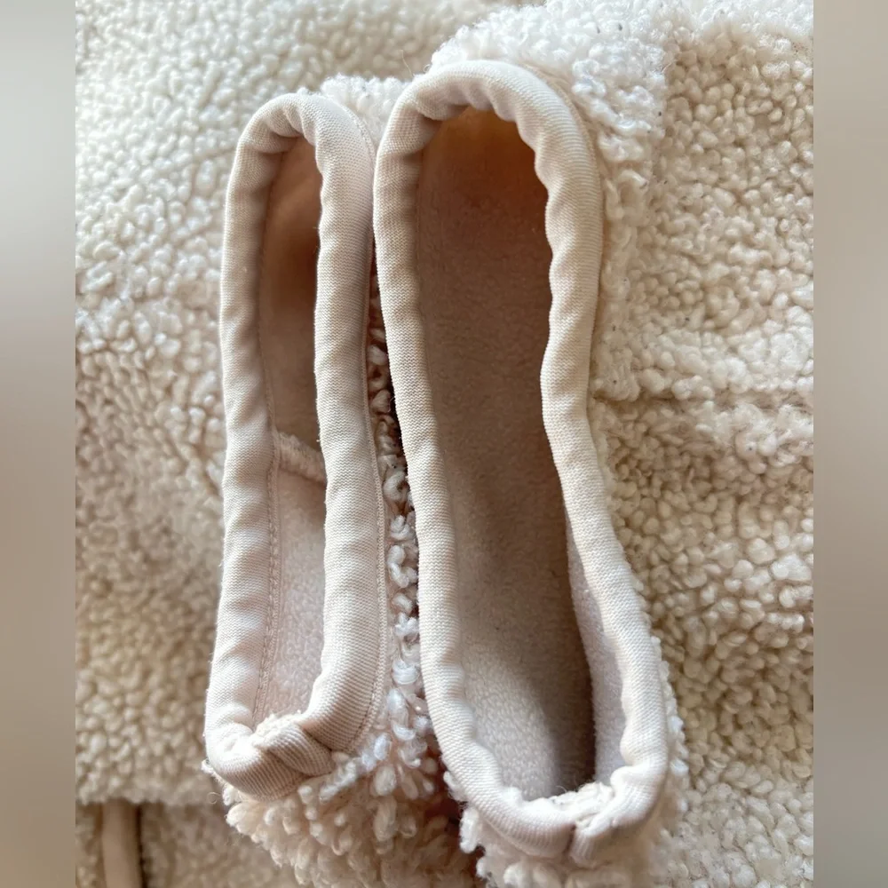 Uniqlo Fleece/Teddy Jacket cream - Picture 8 of 11